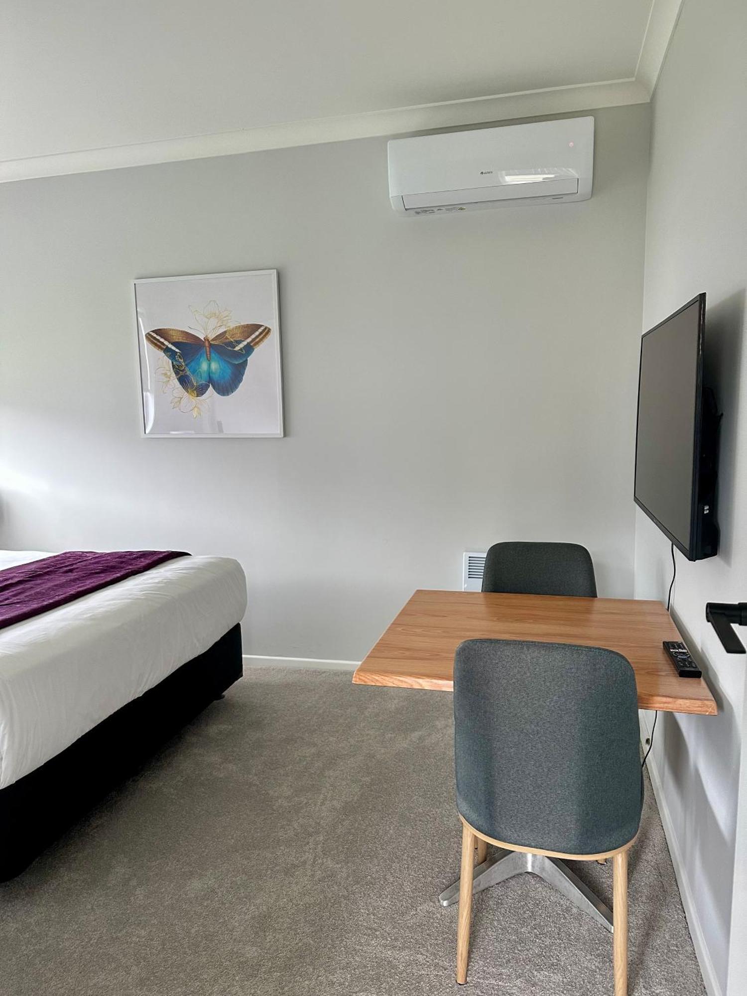 Eden St Lukes Cozy Accommodation Auckland Exterior photo